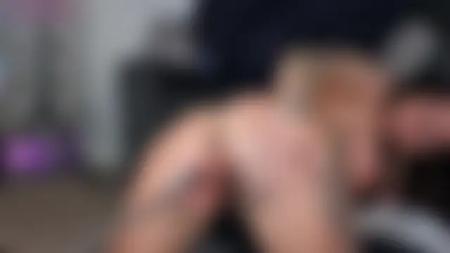 sexadddiction3737's Live Sex Cam Show