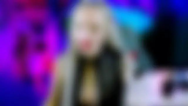 MonicaMaxwel's Webcam Show