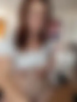 Sweet-milf-'s Live Sex Cam Show