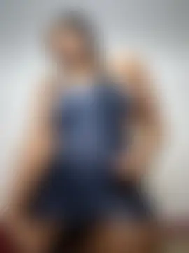 Curvy_sluty's Webcam Show