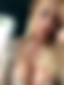 ericafontesx's Live Sex Cam Show