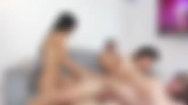 little_dolls11's Webcam Show