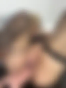 emiss_'s Webcam Show