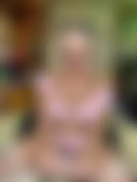 TrenaAnne's Webcam Show