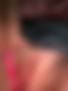 LoraaDoll's Live Sex Cam Show