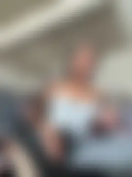 Your_Paris' Live Sex Cam Show