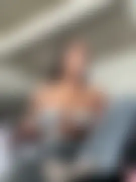 Your_Paris' Live Sex Cam Show