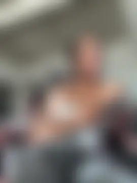 Your_Paris' Live Sex Cam Show