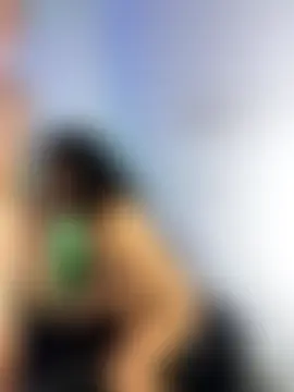 young_liza's Live Sex Cam Show