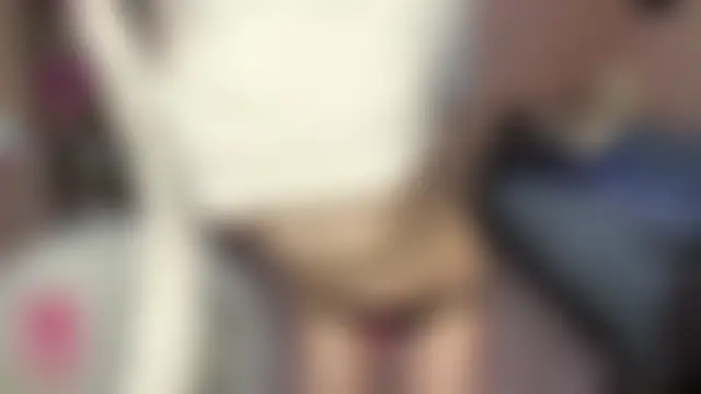 ElgaBlumer's Live Sex Cam Show