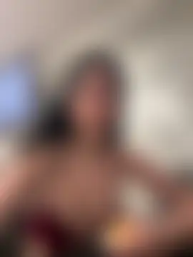 MissHerra2's Live Sex Cam Show