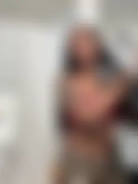 Your_Paris' Live Sex Cam Show