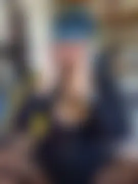 anyalikestosuck's Live Sex Cam Show