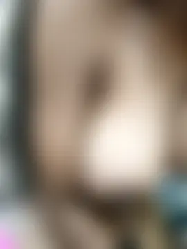 Quun_rosi's Webcam Show