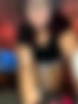 moan4mona's Webcam Show