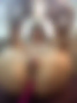 Anyssia's Live Sex Cam Show