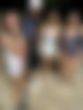 royalgirls_x's Live Sex Cam Show