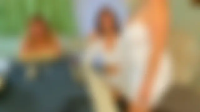 TUNDEROSE1's Live Sex Cam Show