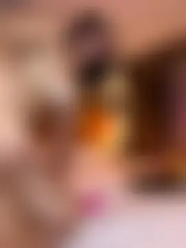 zui_lu's Live Sex Cam Show