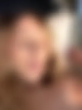 Adelina0001's Live Sex Cam Show