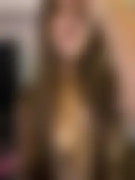 aly_golden_'s Webcam Show