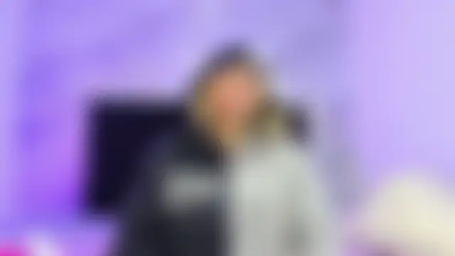 Khalessy_baby6's Webcam Show