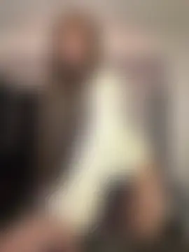 aly_golden_'s Webcam Show