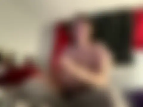 Snowbunnycake_131's Webcam Show