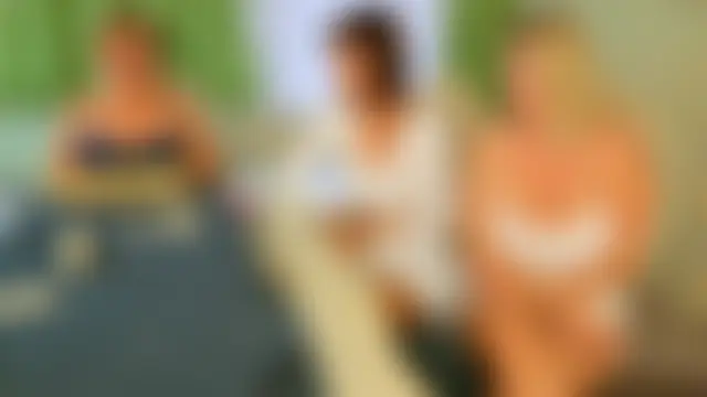 TUNDEROSE1's Live Sex Cam Show