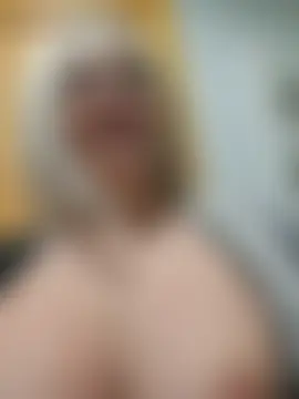 MILFBARBY's Live Sex Cam Show