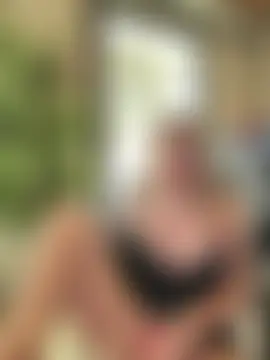 EmaSalis' Webcam Show