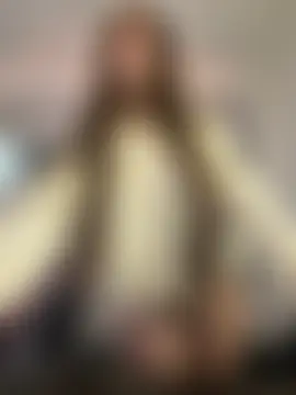 aly_golden_'s Webcam Show