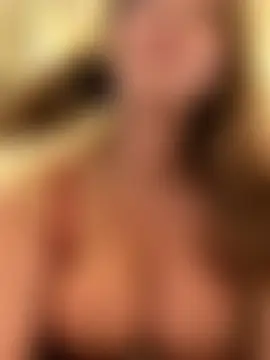 curvyflawless' Webcam Show