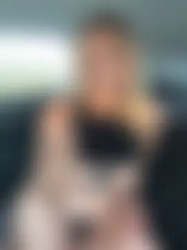 RebeccaSquirtsXXX's Live Sex Cam Show