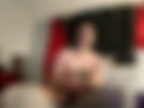 Snowbunnycake_131's Webcam Show