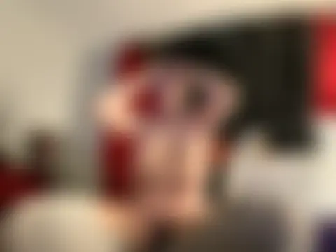 Snowbunnycake_131's Webcam Show