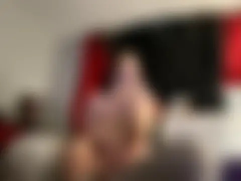 Snowbunnycake_131's Webcam Show