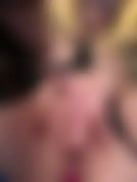 Eelleen's Live Sex Cam Show