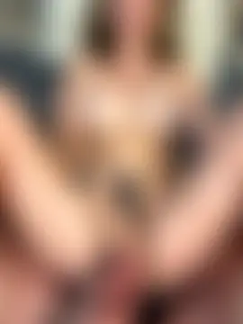 lovelly_molly's Live Sex Cam Show