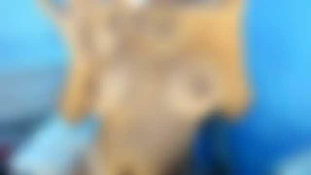 aarjulove: διαδικτυακό σόου στην κάμερα