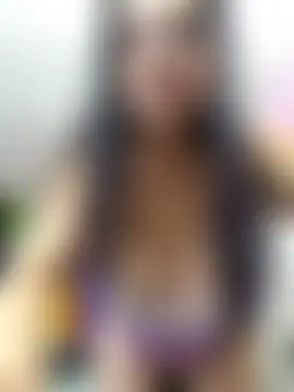 Ameliarizo: διαδικτυακό σόου στην κάμερα