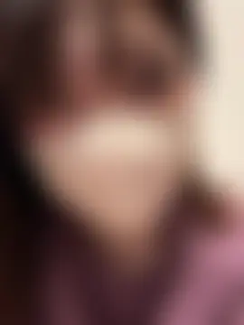 Miss-KrenJr: διαδικτυακό σόου στην κάμερα