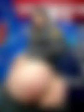 Alysson--'s Webcam Show