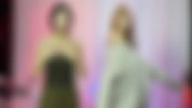 YC-18girl's Webcam Show