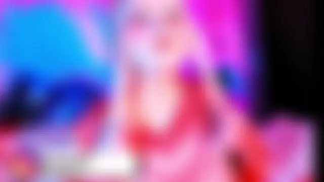 seraphine23's Live Sex Cam Show