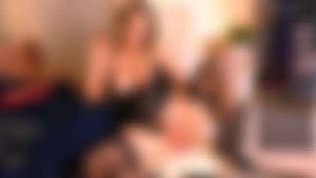 Victoria__Queen's Live Sex Cam Show