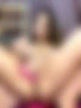 AllaTousNew's Live Sex Cam Show