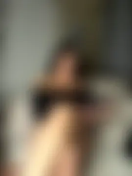 HOTWIFEVenessa69's Live Sex Cam Show