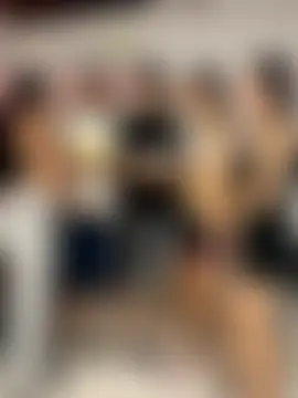 royalgirls_x's Live Sex Cam Show