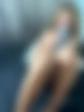 latinahorny11's Webcam Show